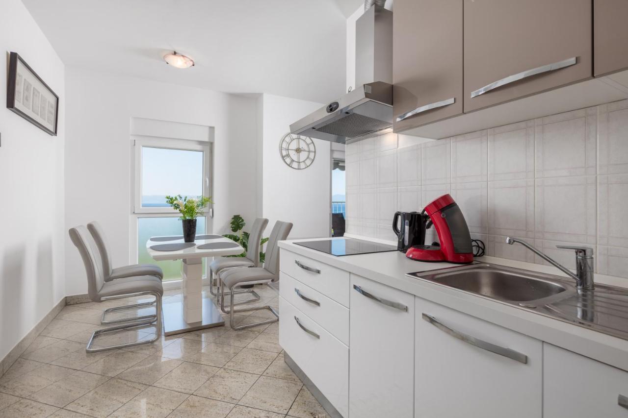 Apartment Kvarner View Кострена Экстерьер фото