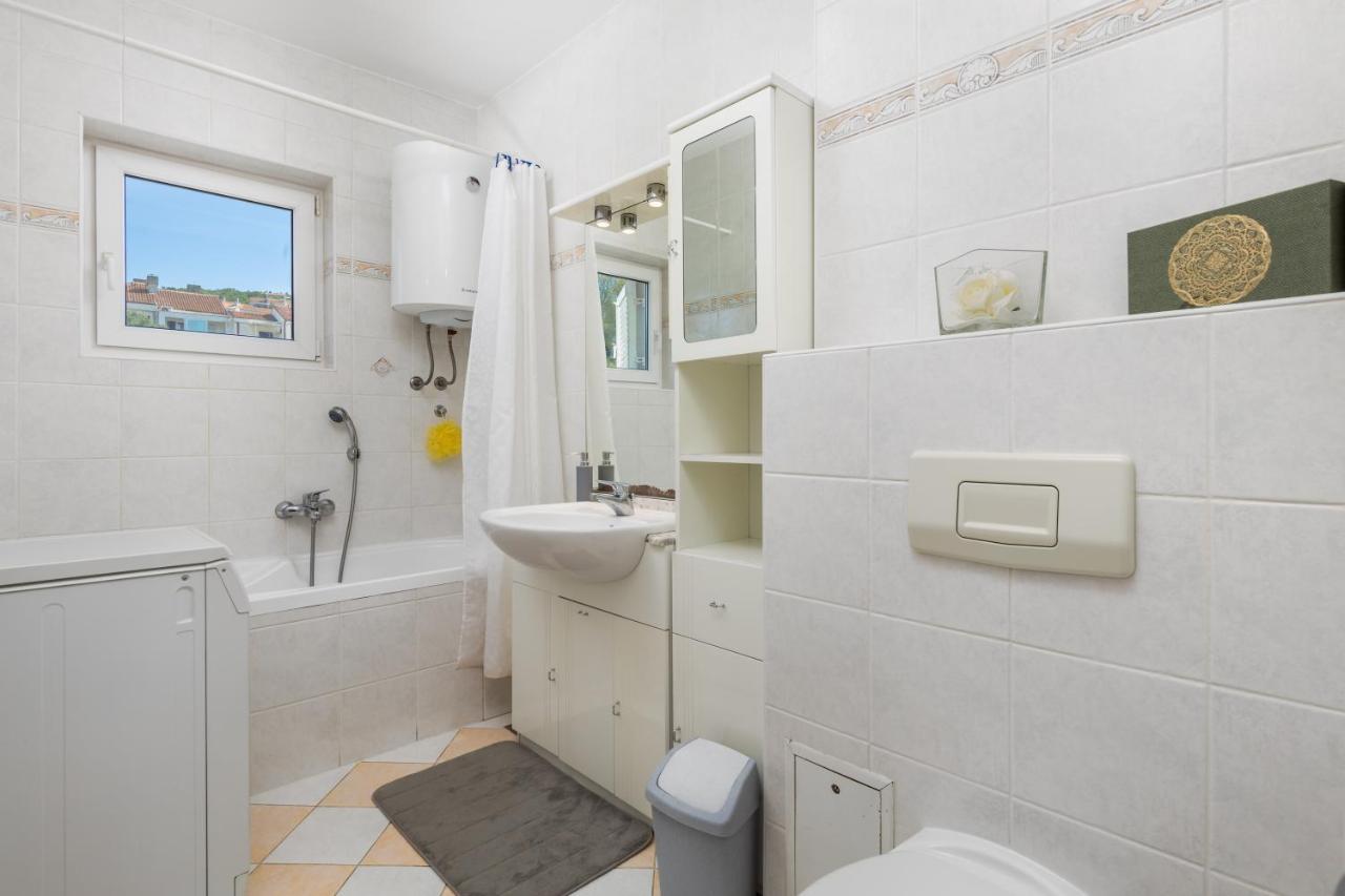 Apartment Kvarner View Кострена Экстерьер фото